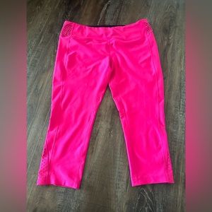MPG hot pink capri athletic legging